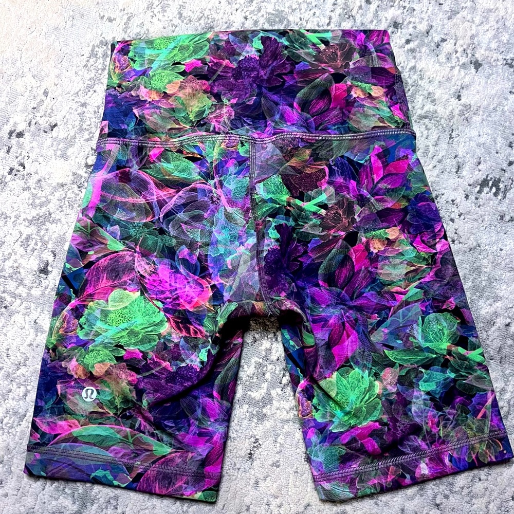Lululemon Wunder Under Train High Rise Short 8” Biker Vivid Floral Tone Multi- 4